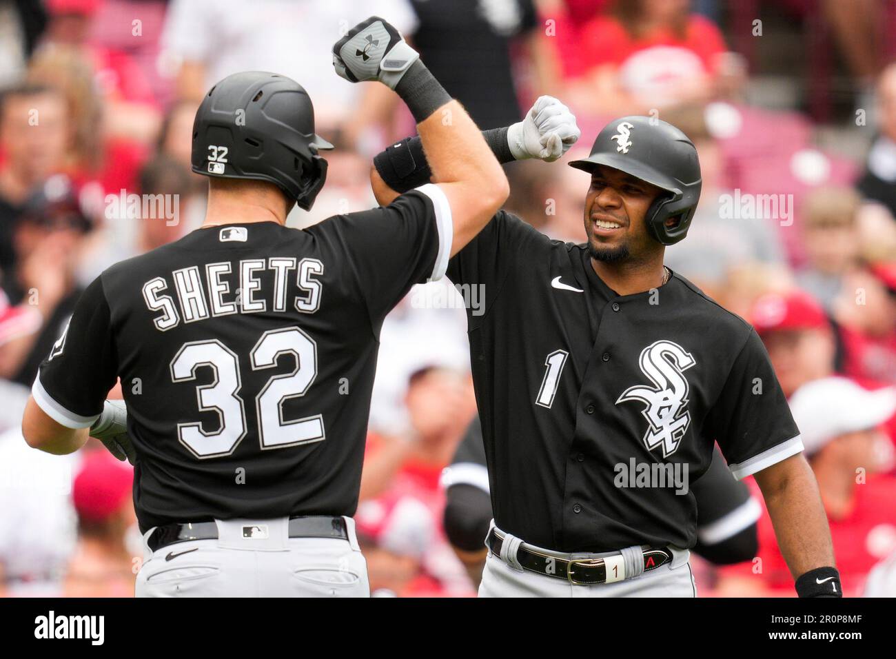 Chicago White Sox's Gavin Sheets (32) celebrates with Elvis Andrus (1)  after hitting a home run