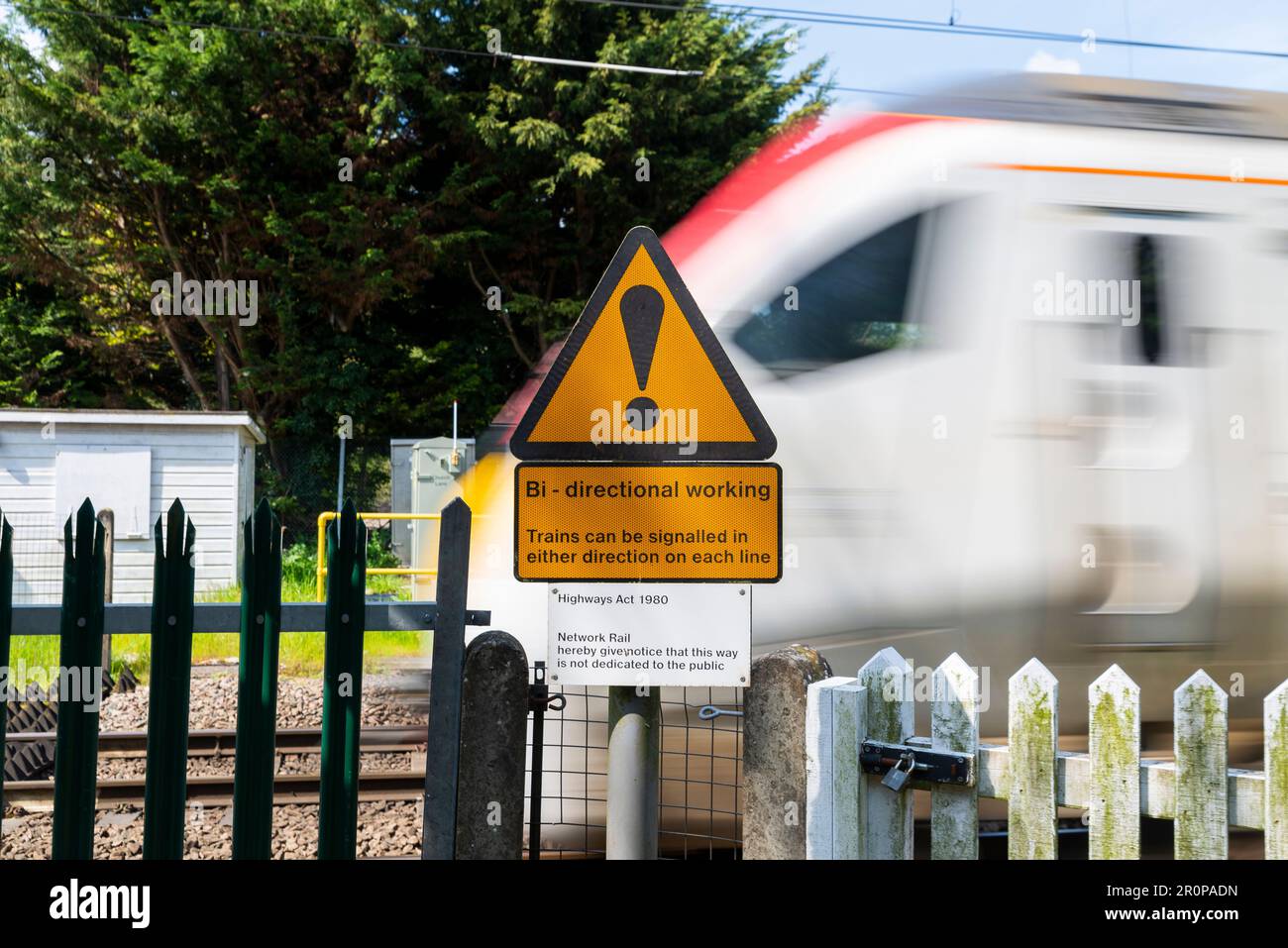 Bi directional working warning sign at Church Lane Crossing ...