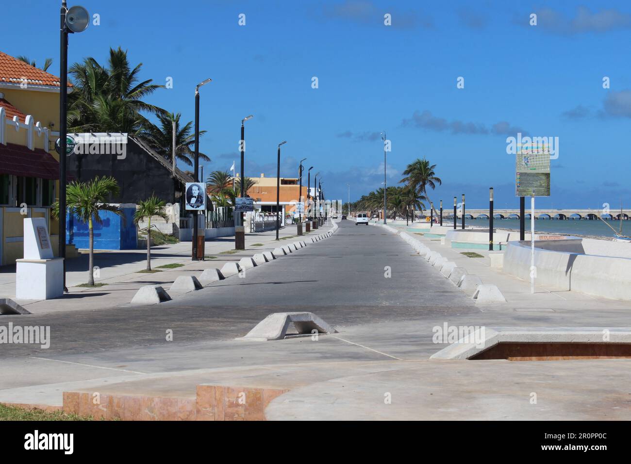 PROGRESO, MEXICO OCTOBER 17, 2016 Progreso Pier the world’s longest