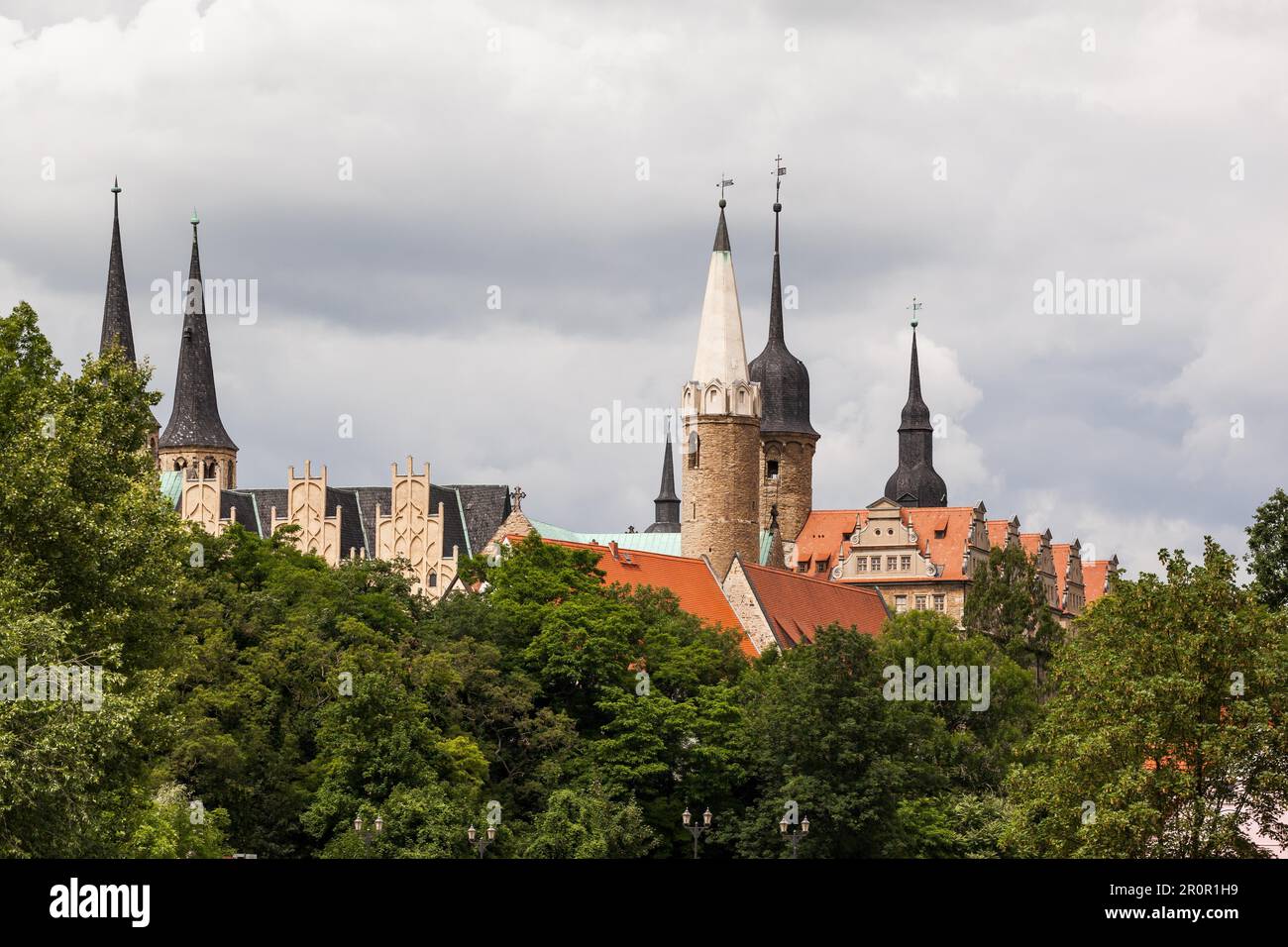 Cathedral view with saale merseburg hi-res stock photography and images ...