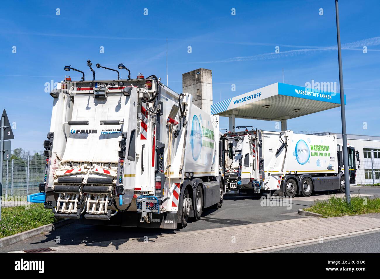 Hydrogen filling station, waste disposal vehicles, refuse collection vehicles, of the municipal waste disposal company Herten, fill up, at the hydroge Stock Photo
