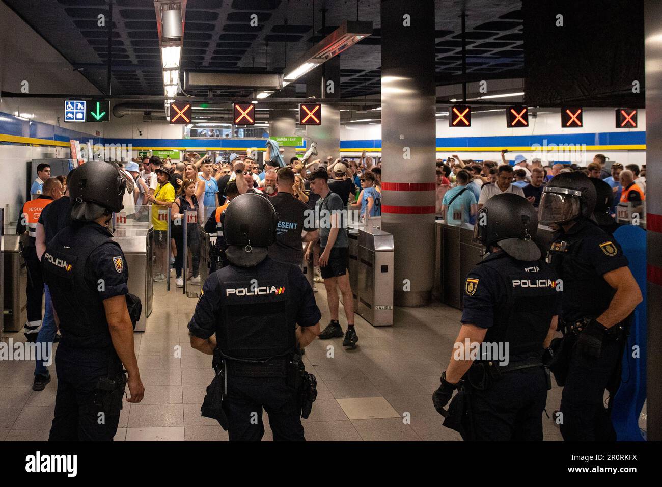 Police station at Plaza Mayor in La Solana, Castille La Mancha, Spain Stock  Photo - Alamy