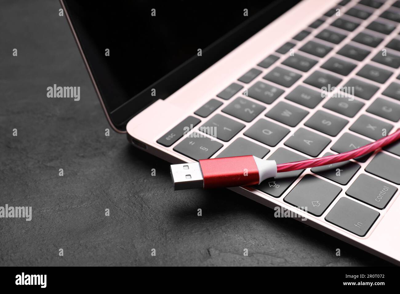Red black plastic usb hi-res stock photography and images - Alamy