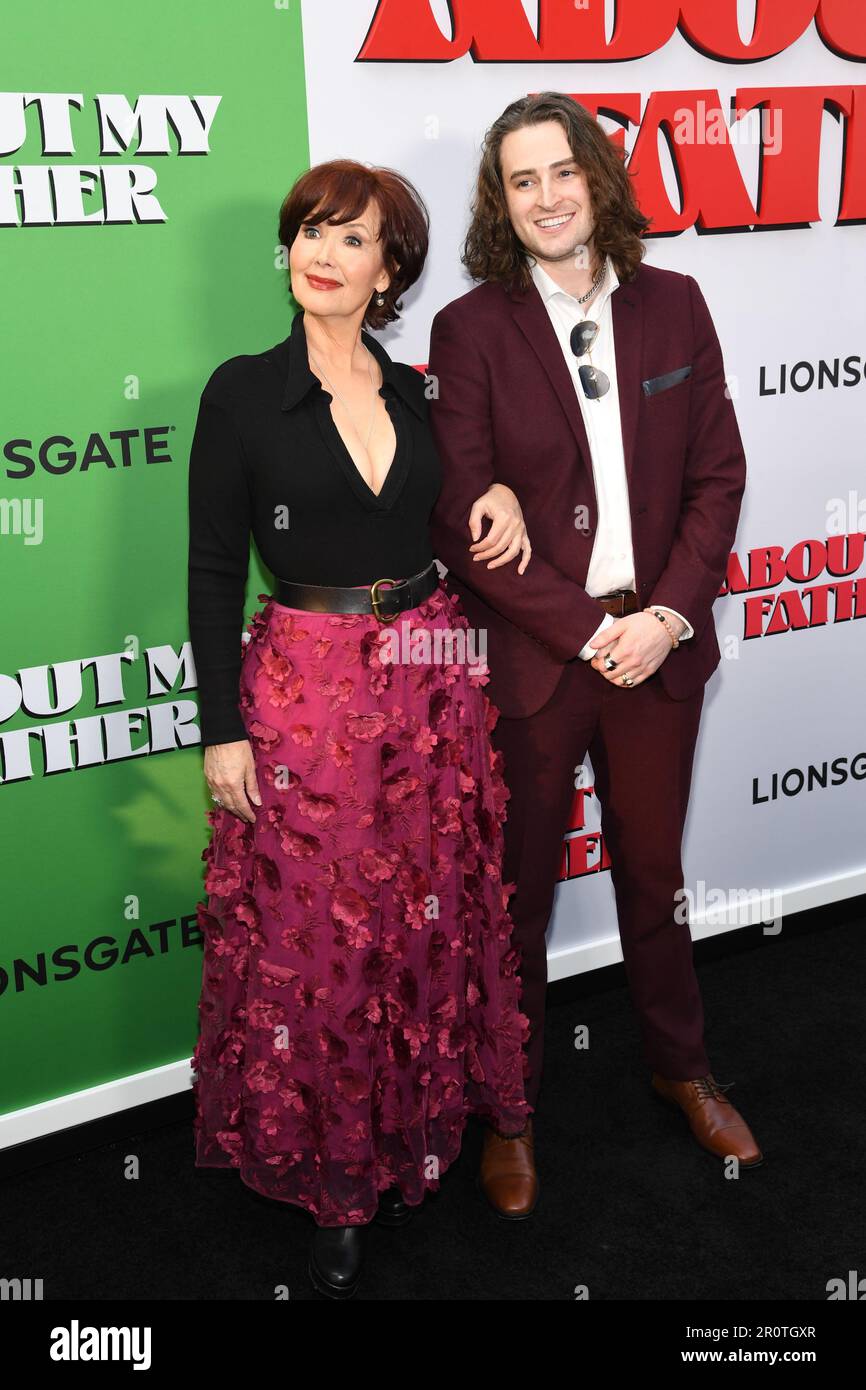 New York, USA. 09th May, 2023. Janine Turner and Erik Stinehart walking