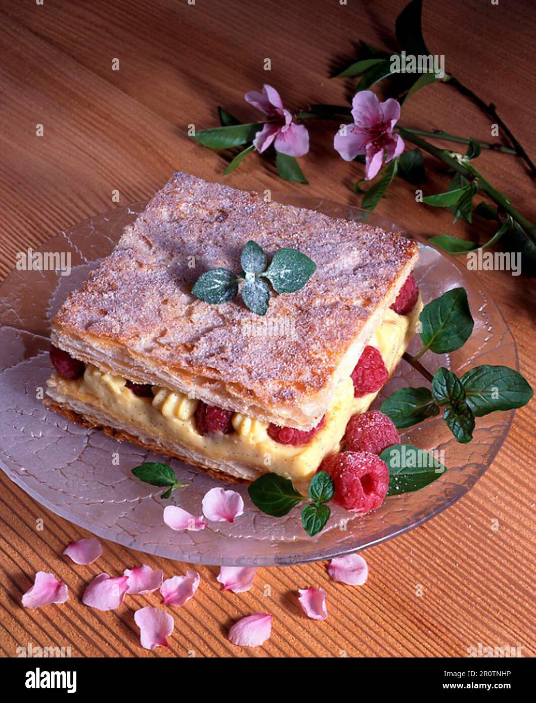 Raspberry Puff Pastry Stock Photo Alamy raspberry-puff-pastry-stock-photo-alamy