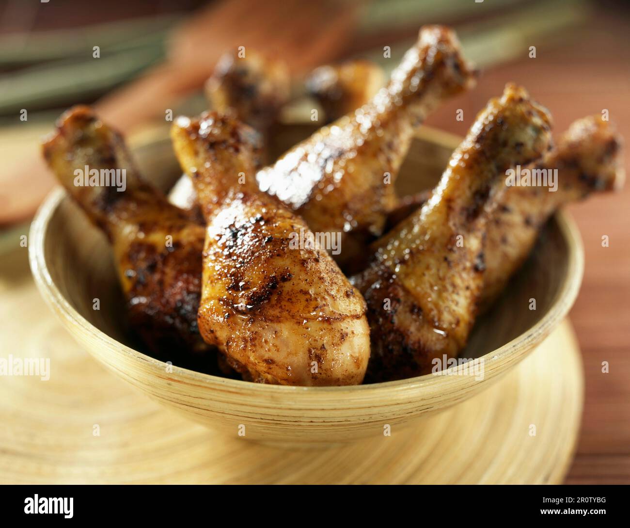 caramelized chicken drumsticks Stock Photo Alamy