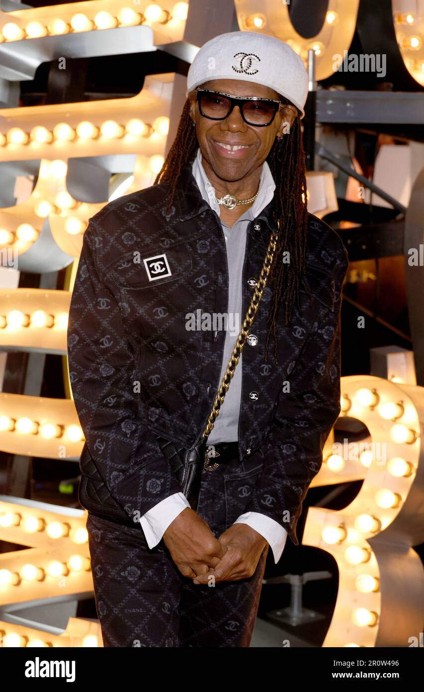 Nile Rodgers arrives at the Chanel Cruise 2023/2024 Fashion Show on Tuesday,  May 9, 2023, at Paramount Studios in Los Angeles. (Photo by Willy Sanjuan/ Invision/AP Stock Photo - Alamy