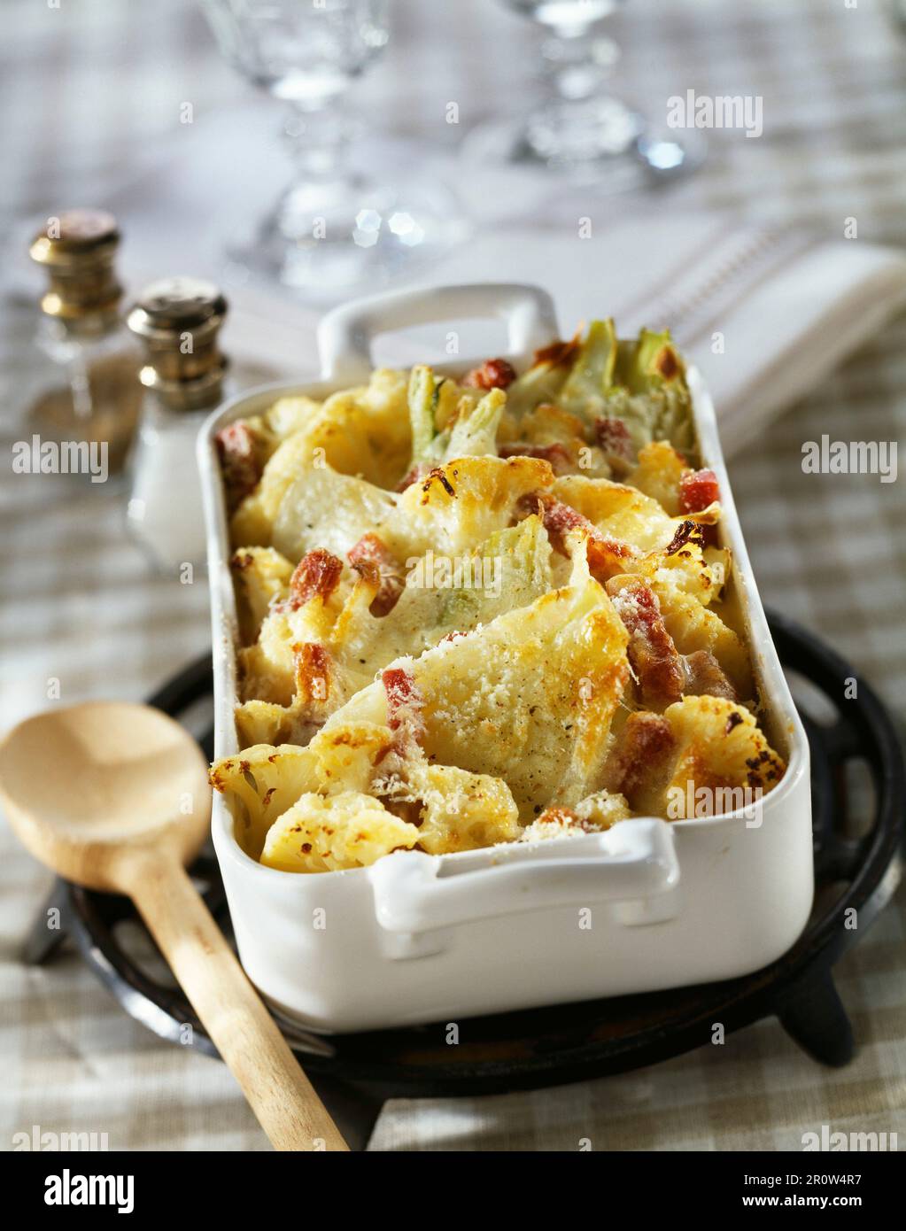 fennel and cauliflower au gratin Stock Photo Alamy