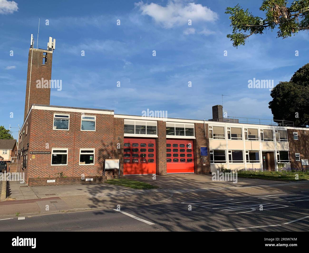 Hornchurch Fire Station Stock Photo Alamy