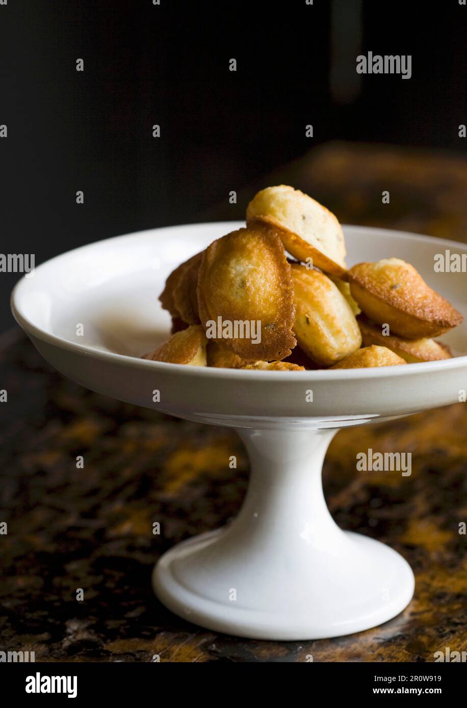 Cardamom flavored hi-res stock photography and images - Alamy