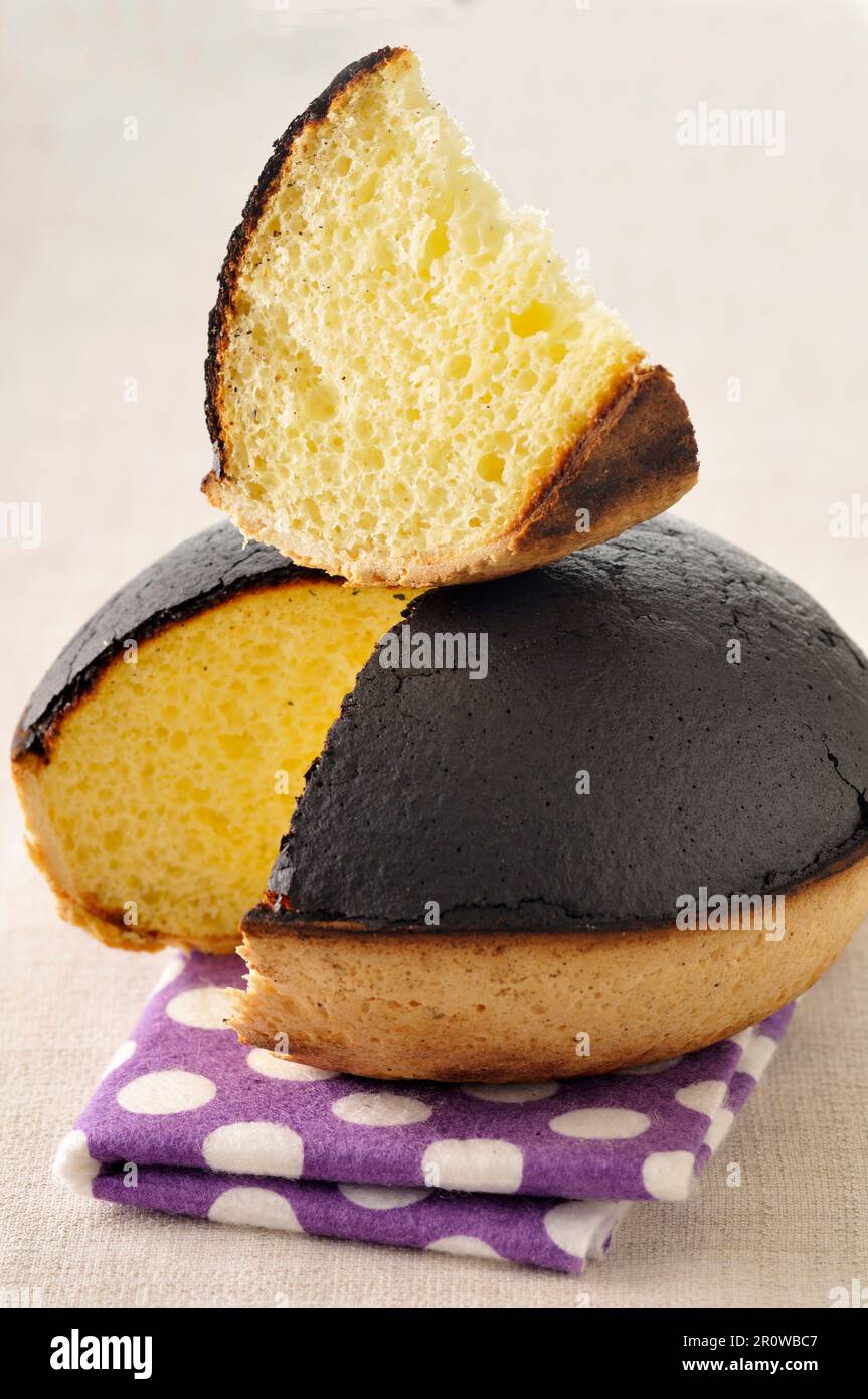 Cake tourteau hi-res stock photography and images - Alamy