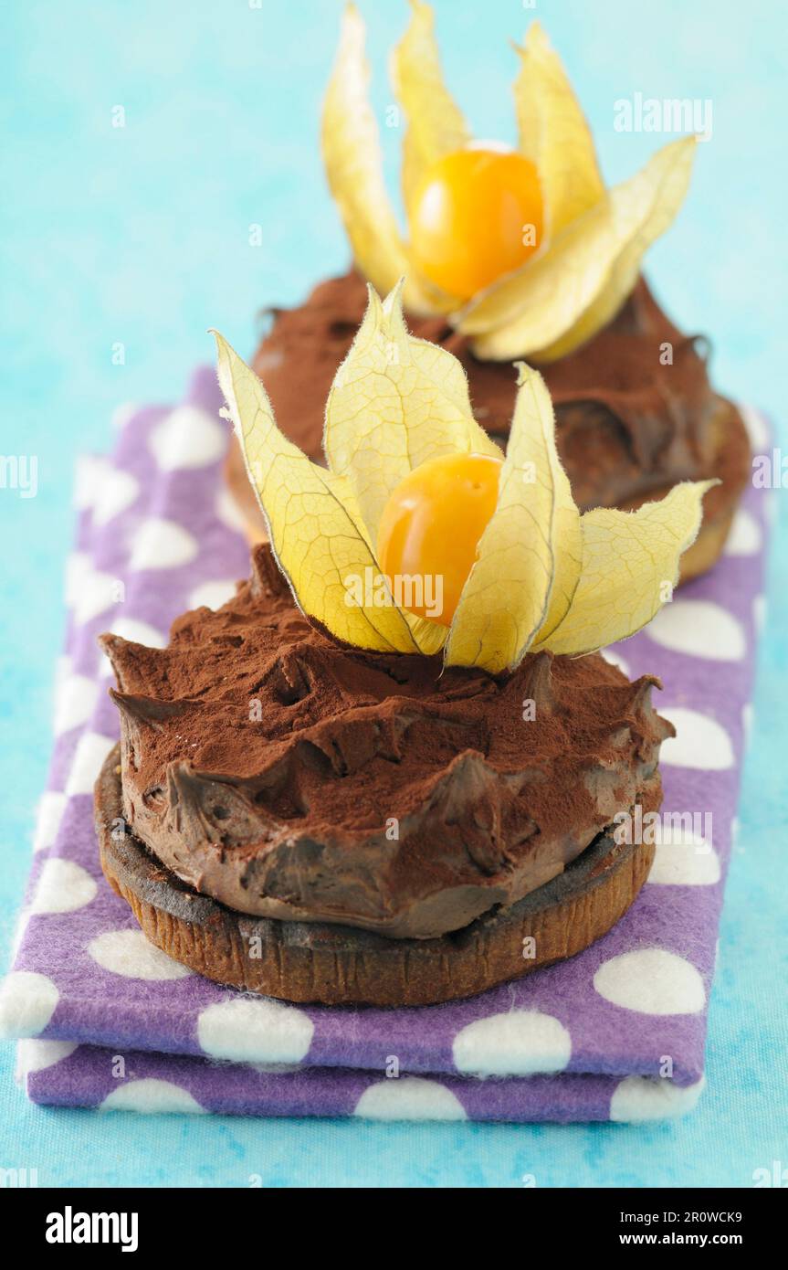 Dark low calorie chocolate hi-res stock photography and images - Alamy