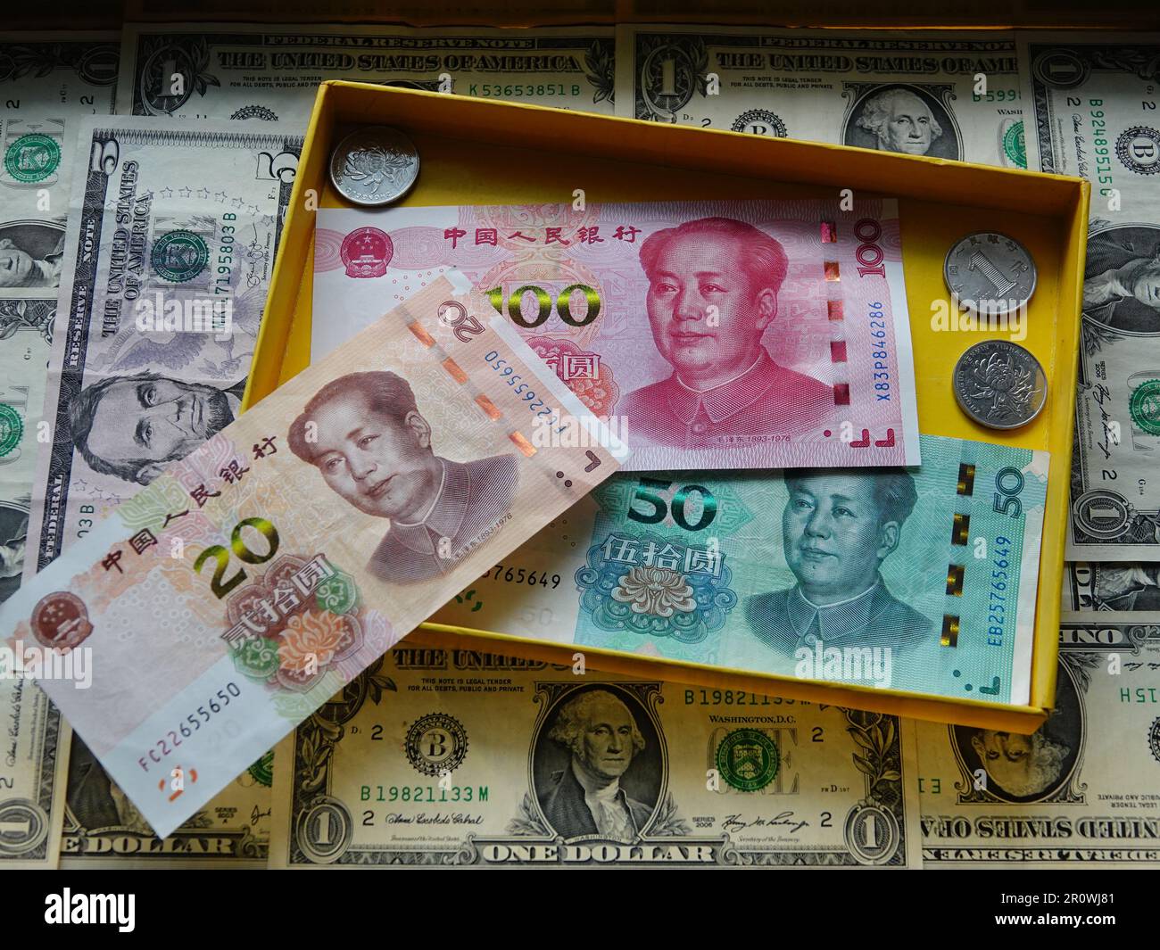 Yichang, China. 10th May, 2023. YICHANG, CHINA - MAY 10, 2023 - Chinese yuan  and U.S. dollar in Yichang, Hubei Province, China, May 10, 2023. The  Central bank authorized the China Foreign