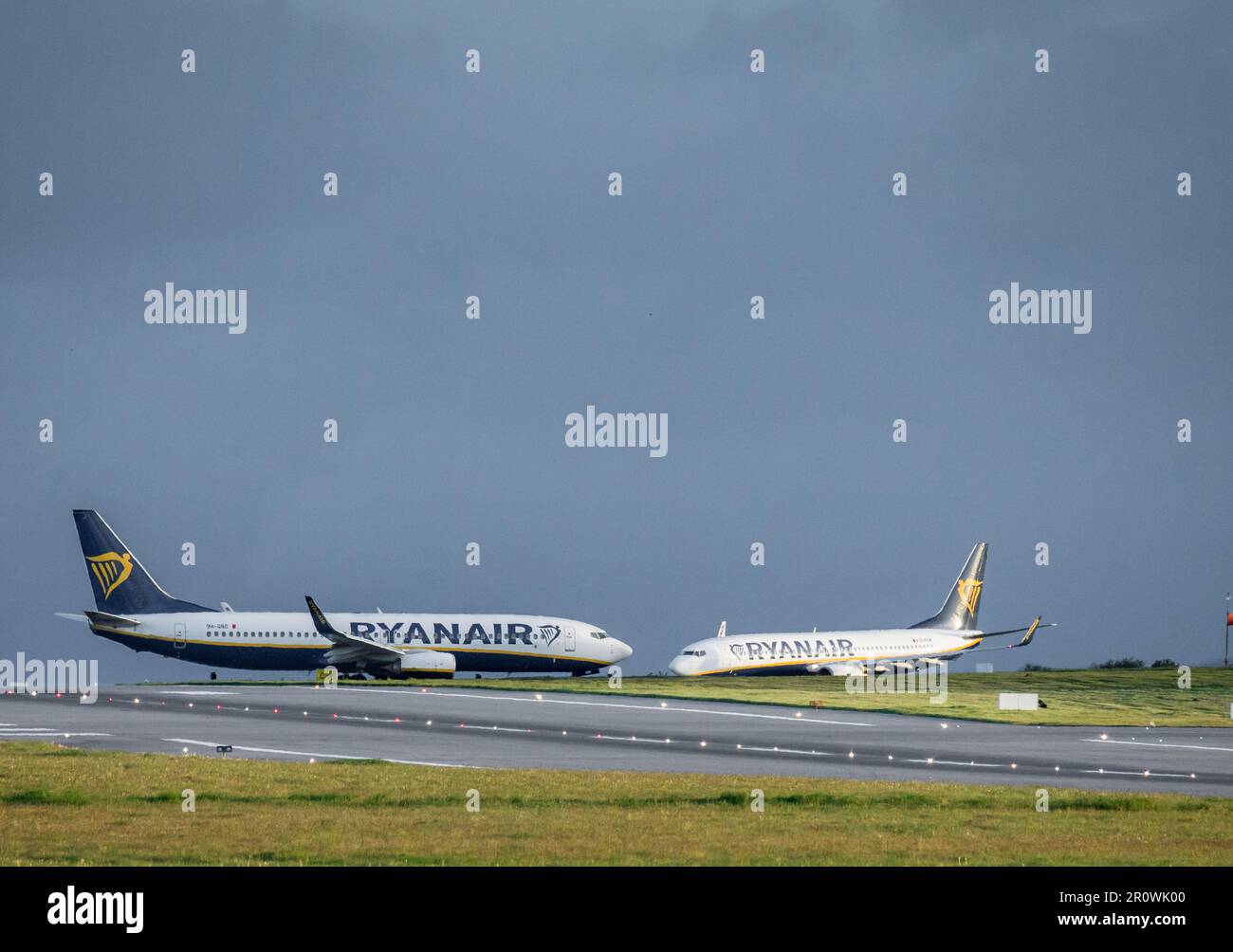 Cork Airport, Cork, Ireland. 10th May, 2023. Two Ryanair Boeing 737's pass each other at Cork