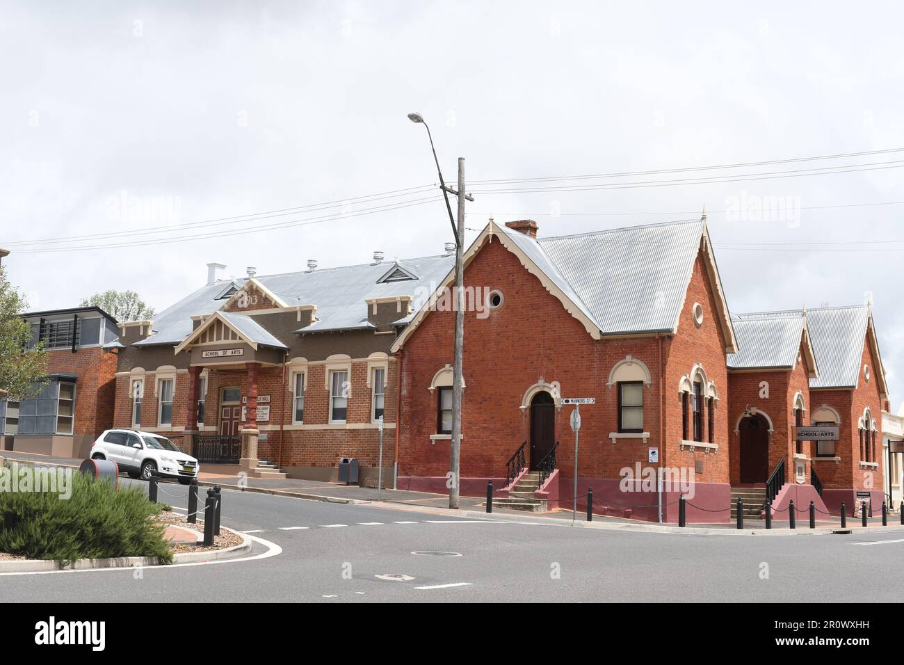 The Sir Henry Parkes School of Arts. In 1889, Henry Parkes delivered a speech here on the need for the Australian colonies to federate into one nation. Stock Photo