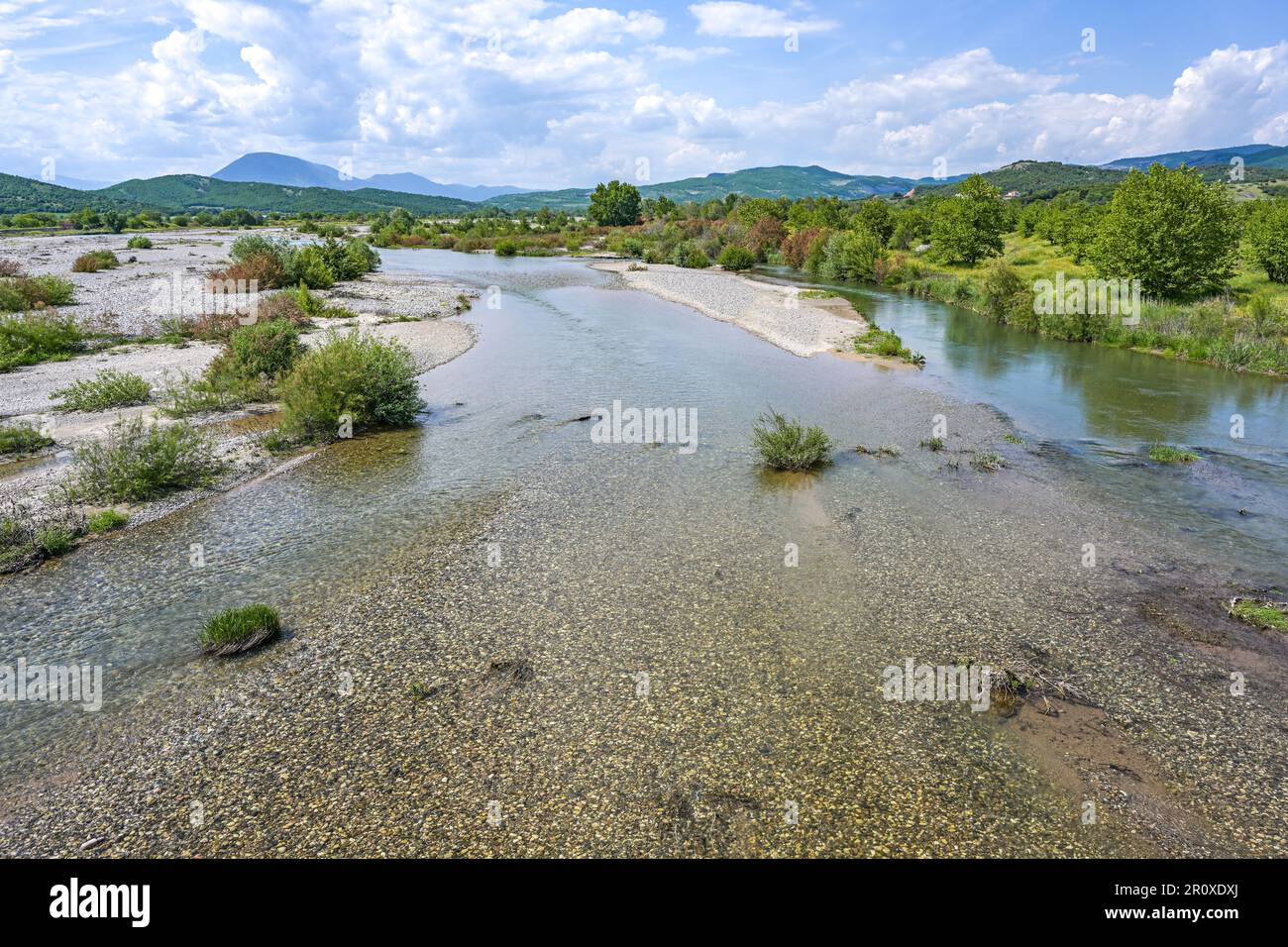 Low water in the riverbed of the Pinios, one of the longest rivers in Thessalia, Greece, now dried after heat and drought, potential effect of climate Stock Photo