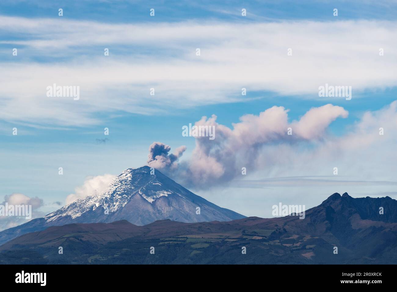 Cotopaxi Volcano Eruption With Ash Cloud And Explosion Quito Cotopaxi 