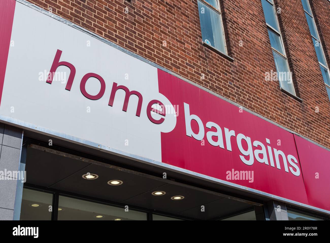Sign for Home Bargains discount shop in Tamworth, Staffordshire Stock Photo