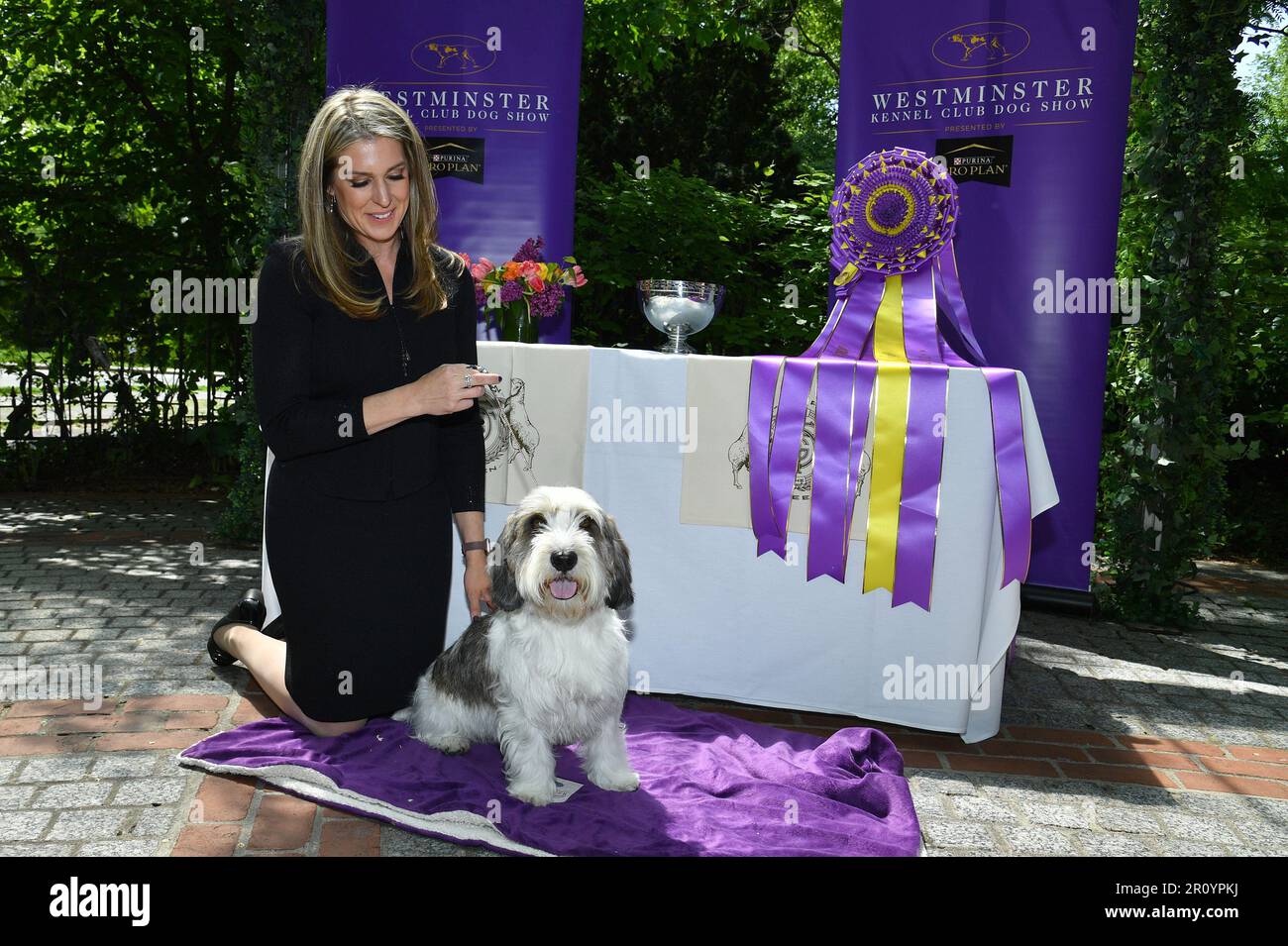 New York, USA. 10th May, 2023. With his handler Janice Hayes, ‘Buddy