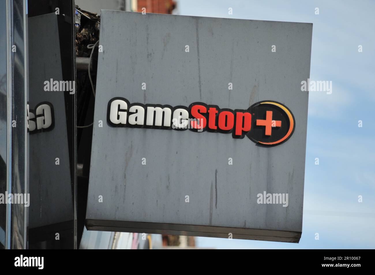 Limerick City, Ireland. 9th May, 2023. Video game retailer GameStop has announced the closure of all of its Irish stores. Credit: Karlis Dzjamko/ Alamy Live News Stock Photo