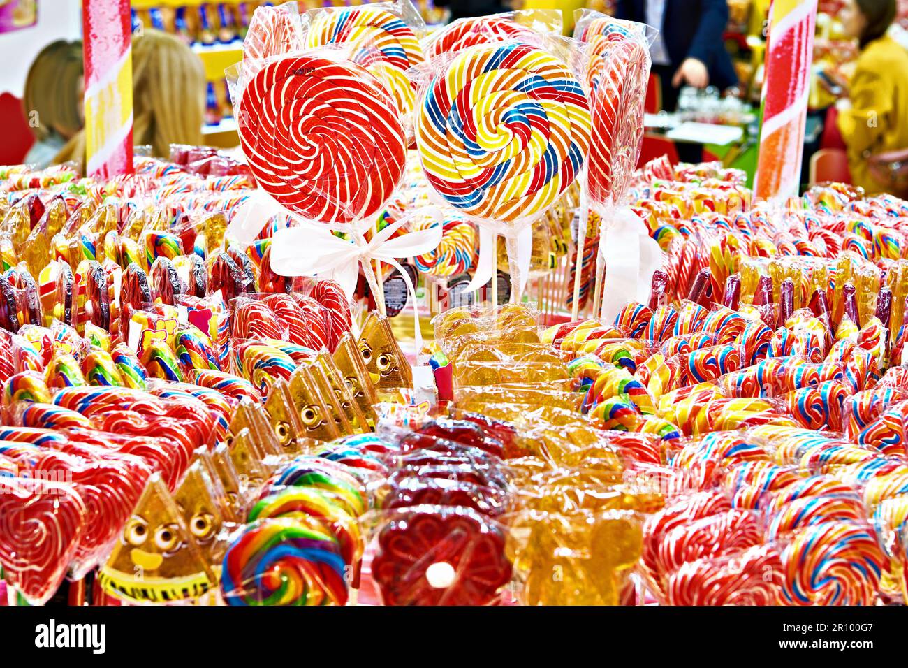 Candy store lollipops hires stock photography and images Alamy