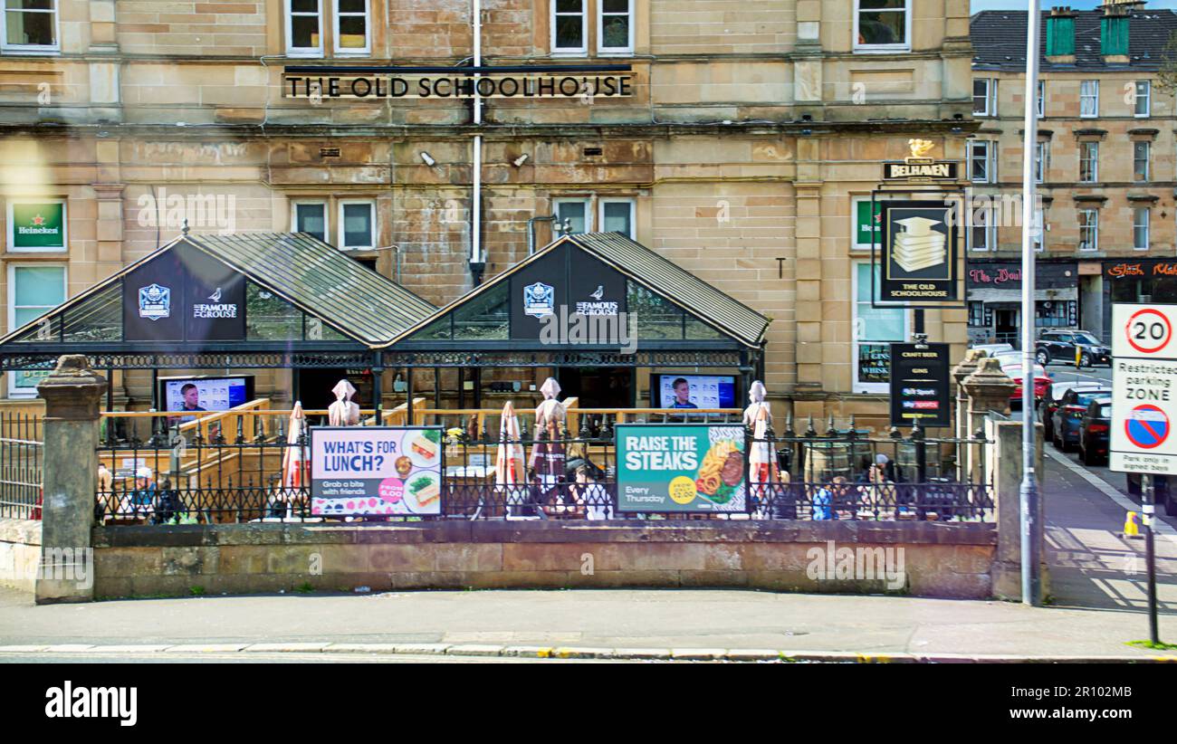 The Old Schoolhouse Glasgow pub Stock Photo
