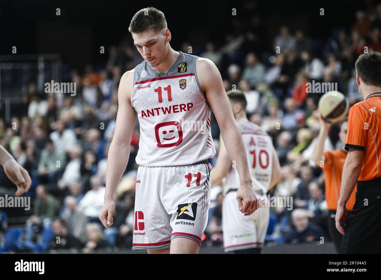 Antwerp, Belgium. 10th May, 2023. Antwerp's Thijs De Ridder shows