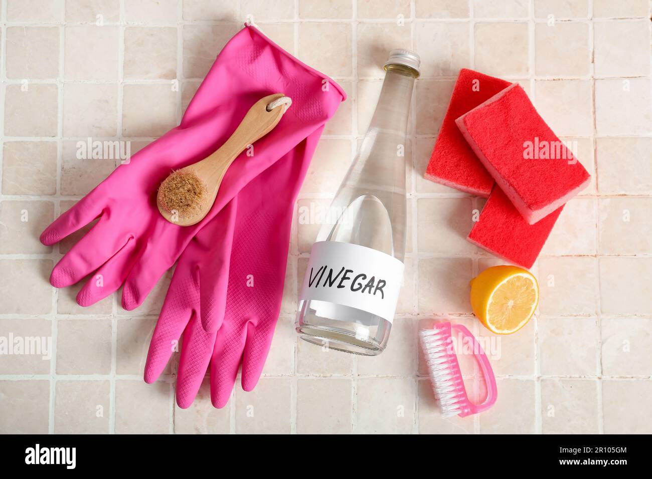 How to Sanitize Sponges and Scrub Brushes With Vinegar