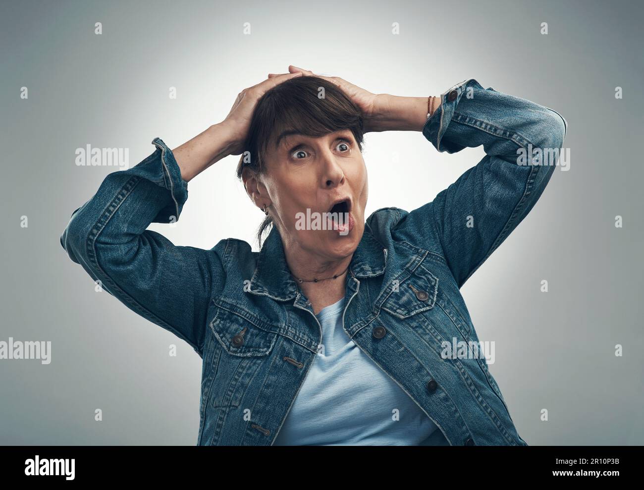 Shocked frustrated mature woman hi-res stock photography and images - Alamy