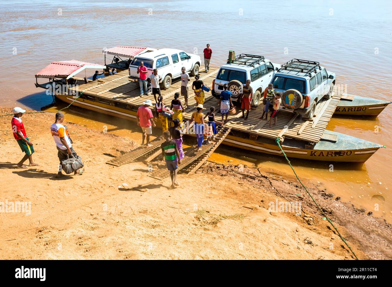 Four-wheel drive car on the ferry at Belo sur Tsiribihina, Morondava, Toliara Province, Madagascar Stock Photo