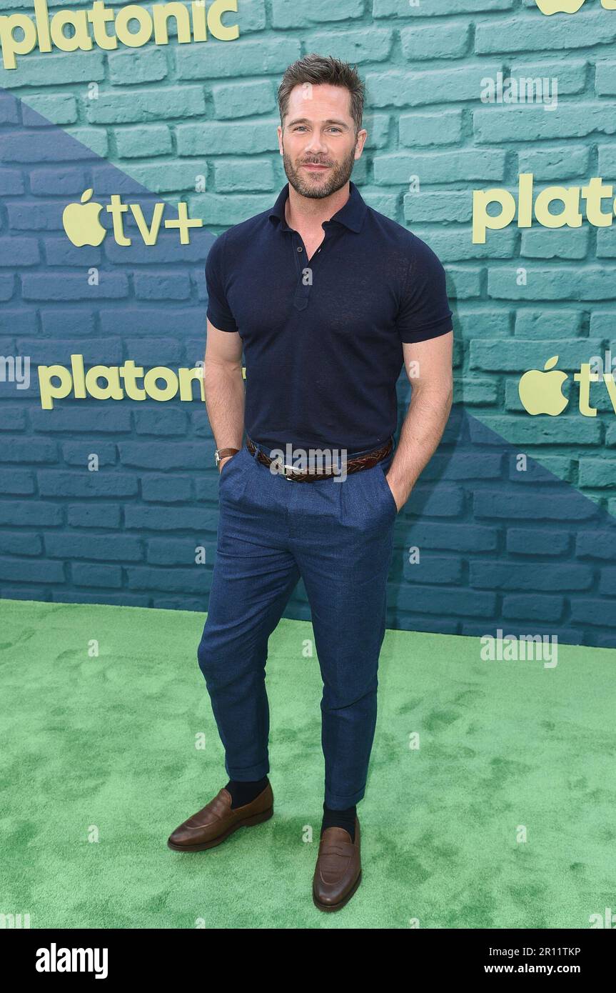 Luke Macfarlane arrives at the premiere of "Platonic" on Wednesday, May