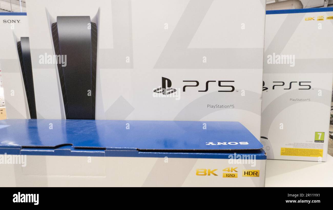 Bordeaux , Aquitaine  France - 05 09 2023 : Sony ps5 PlayStation 5 home video game console text logo and brand sign on shop from Sony group wireless g Stock Photo