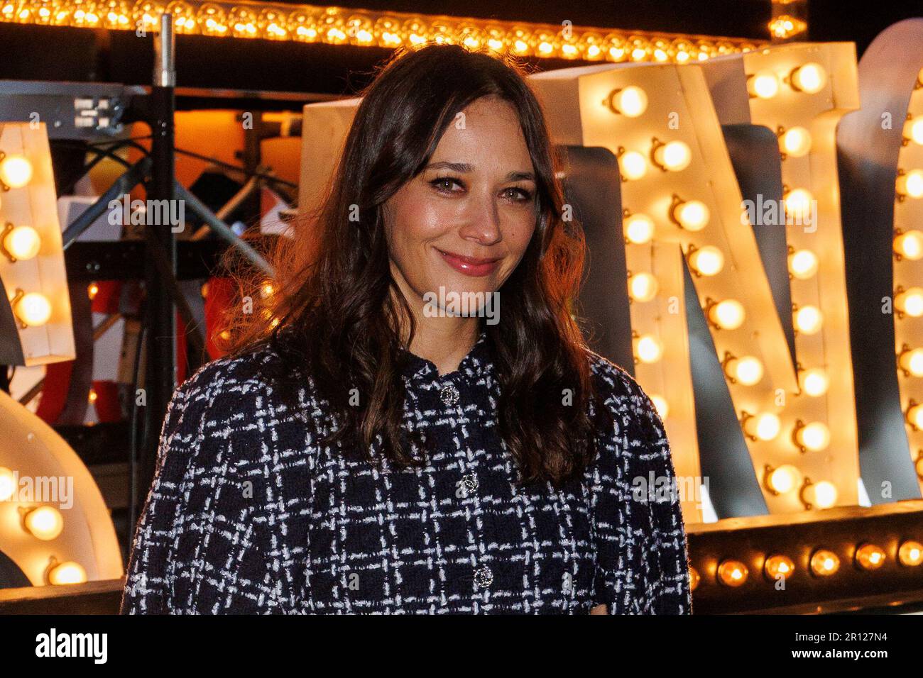 Rashida Jones arrives at the Chanel Cruise 2022/2023 Fashion Show on  Tuesday, May 9, 2023, at Paramount Studios in Los Angeles. (Photo by Willy  Sanjuan/Invision/AP Stock Photo - Alamy