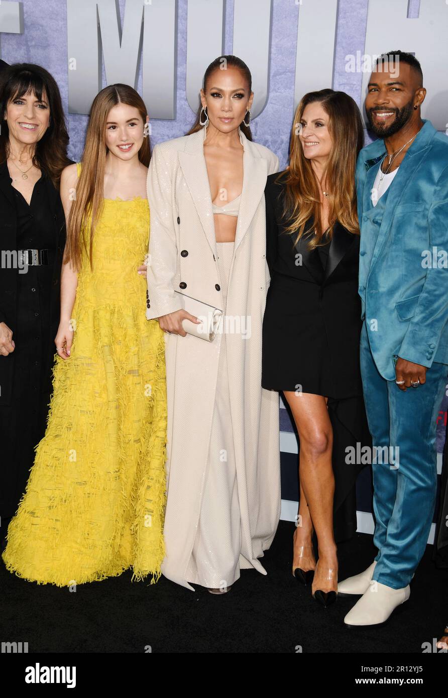 LOS ANGELES, CALIFORNIA - MAY 10: (L-R) Elaine Goldsmith-Thomas, Lucy Paez, Jennifer Lopez, Niki Caro and Omari Hardwick attend the Los Angeles premie Stock Photo