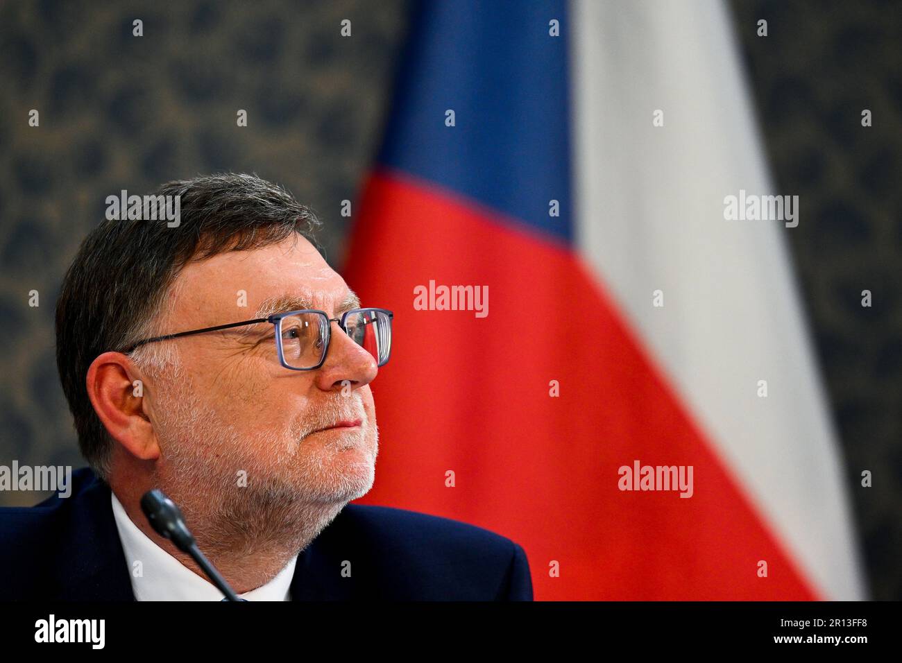 2025 budget hires stock photography and images Alamy