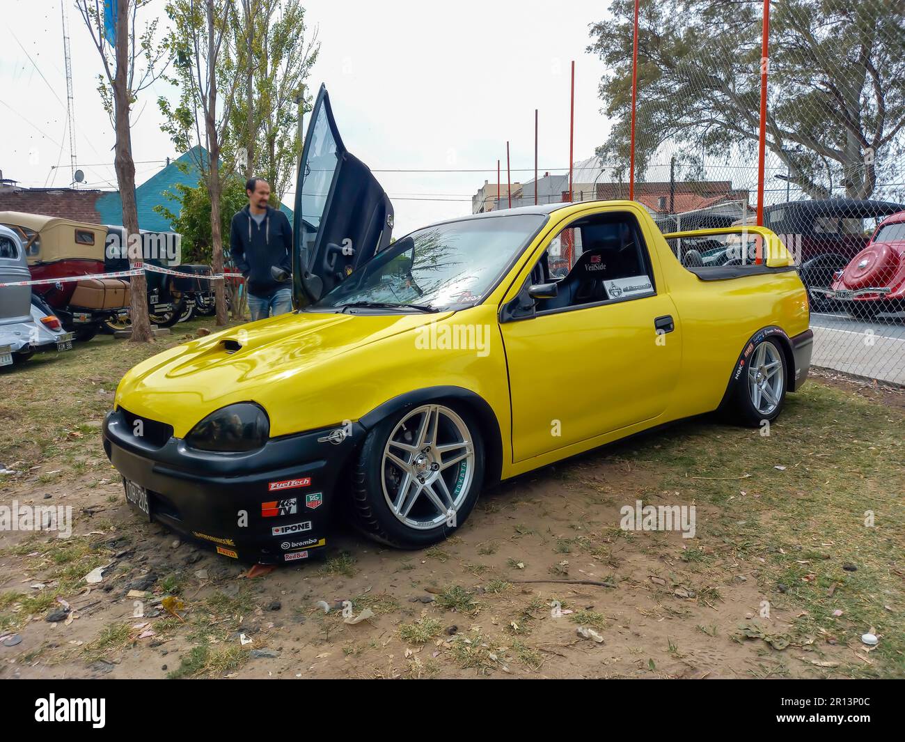 Chevrolet Corsa Pick Up - amazing photo gallery, some information and