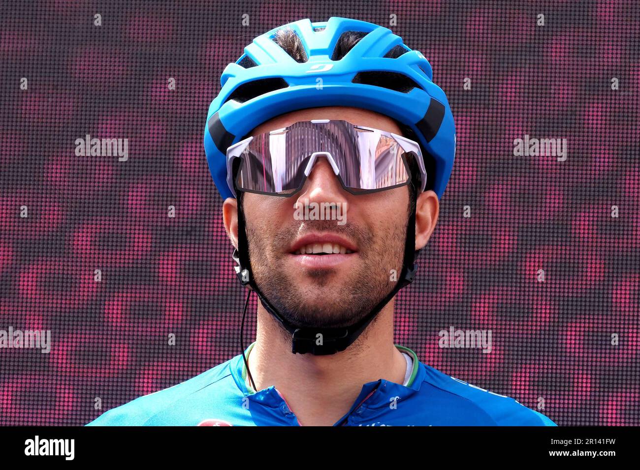 Napoli, Italy. 11th May, 2023. Thibaut Pinot è un ciclista su strada francese che corre per il team Groupama-FDJ, during the sixth stage of the Giro d'Italia with departure and arrival in Naples. Credit: Vincenzo Izzo/Alamy Live News Stock Photo