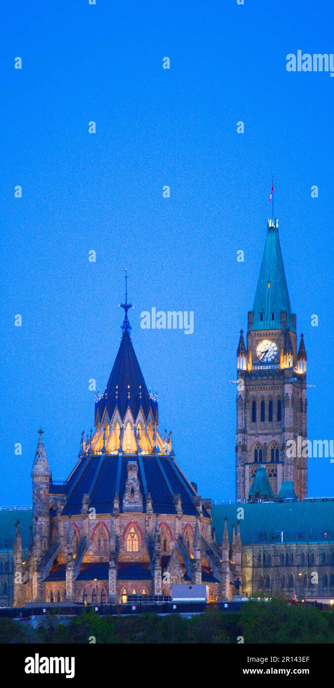 Canada, Ontario, Ottawa, Parliament, Centre Block, Library, Peace Tower ...