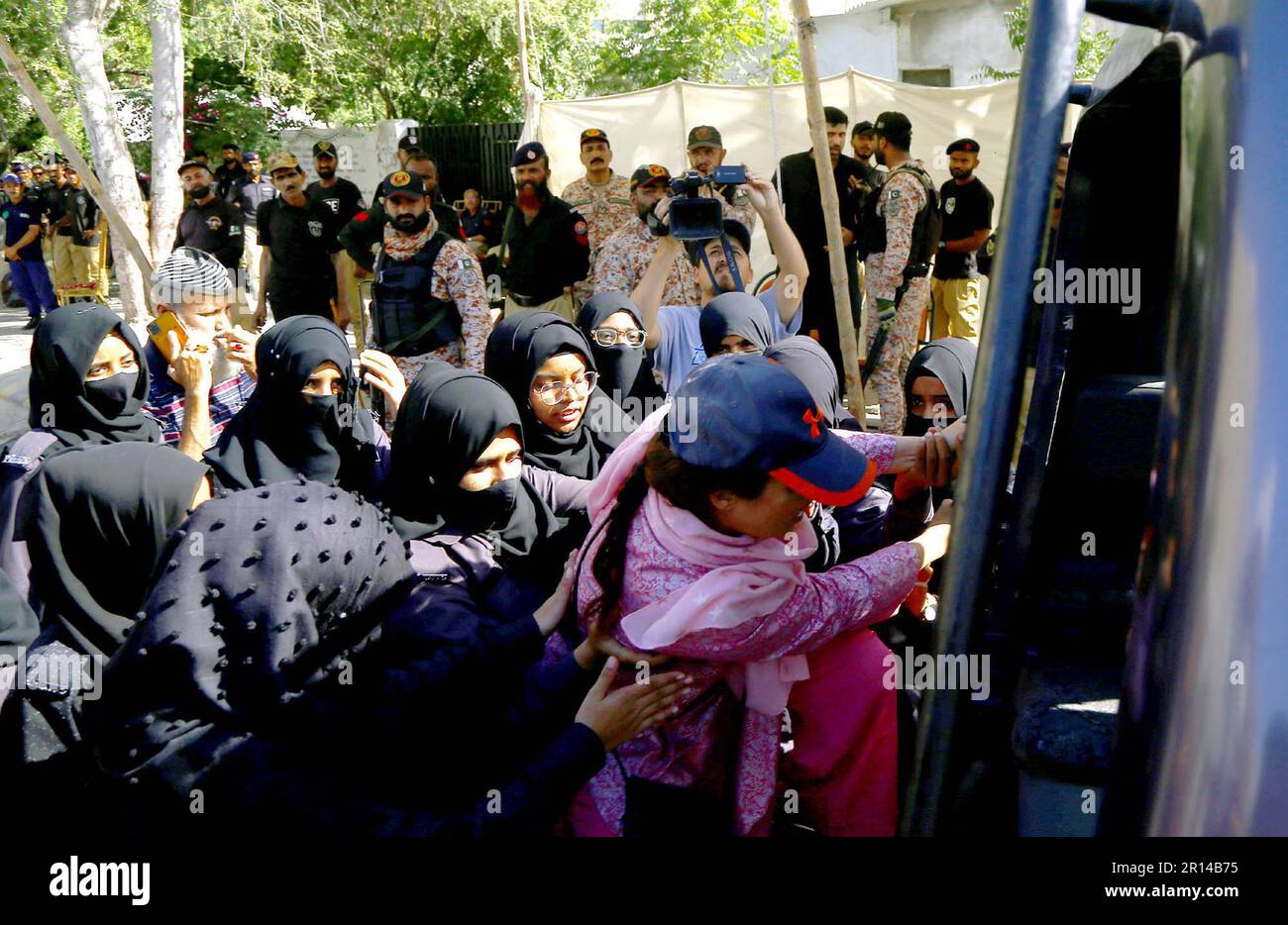 Karachi, Pakistan, May 11, 2023. Police Officials Restore Baton Charge ...