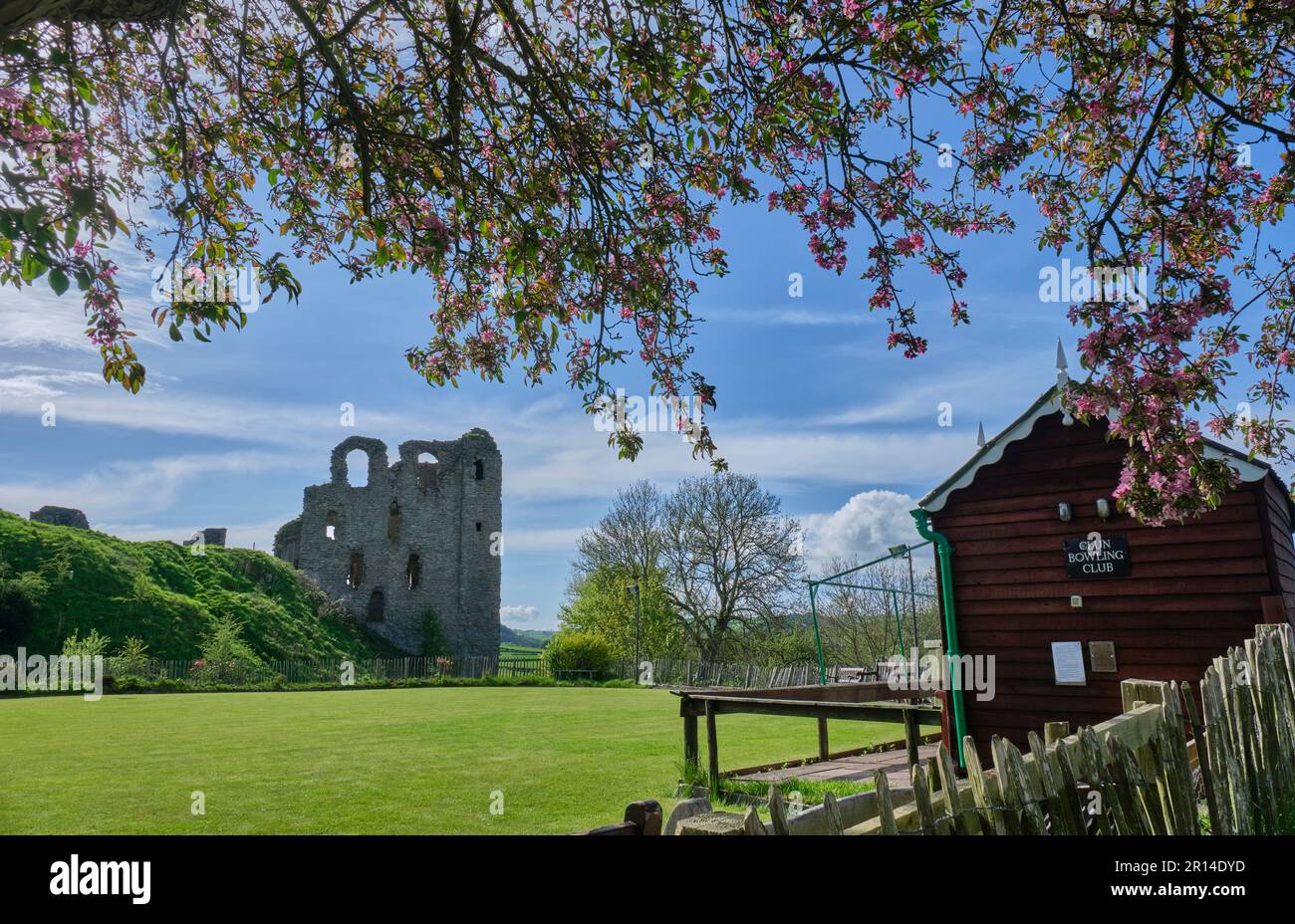 Clun Castle and bowling green, Clun, near Craven Arms, Shropshire Stock Photo