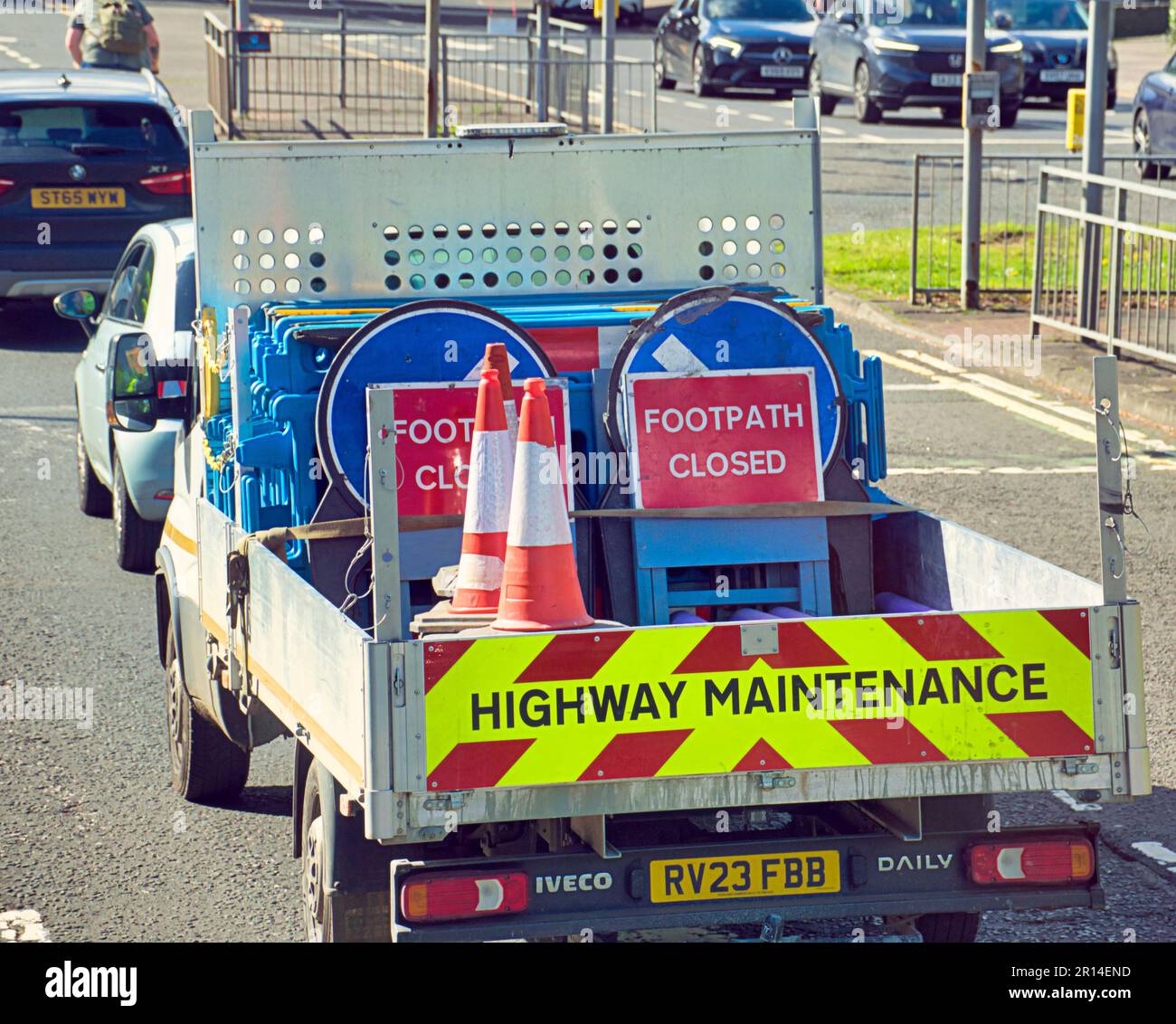 roadworks on great western road the A82 Stock Photo