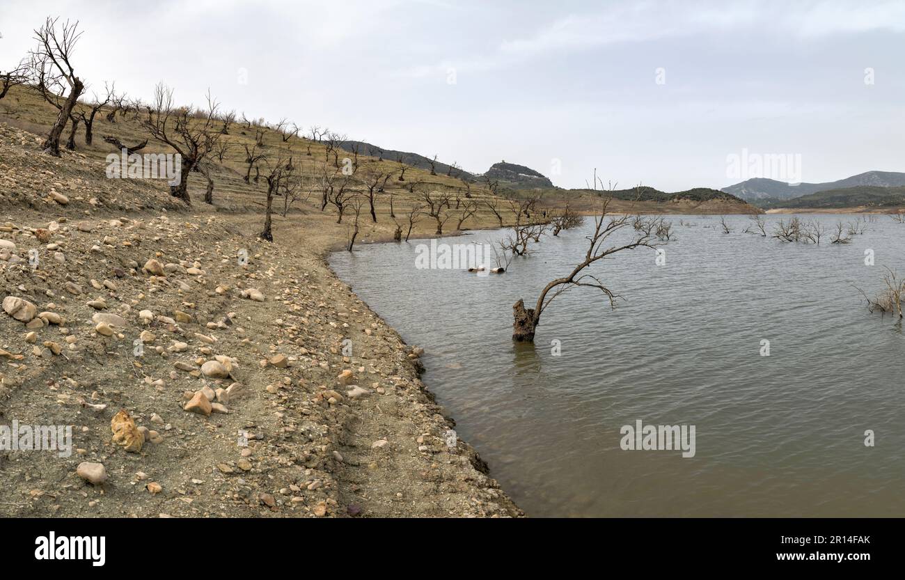 Pantano de zahara de la sierra hi-res stock photography and images - Alamy