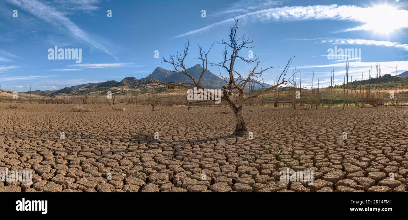 Pantano de zahara de la sierra hi-res stock photography and images - Alamy