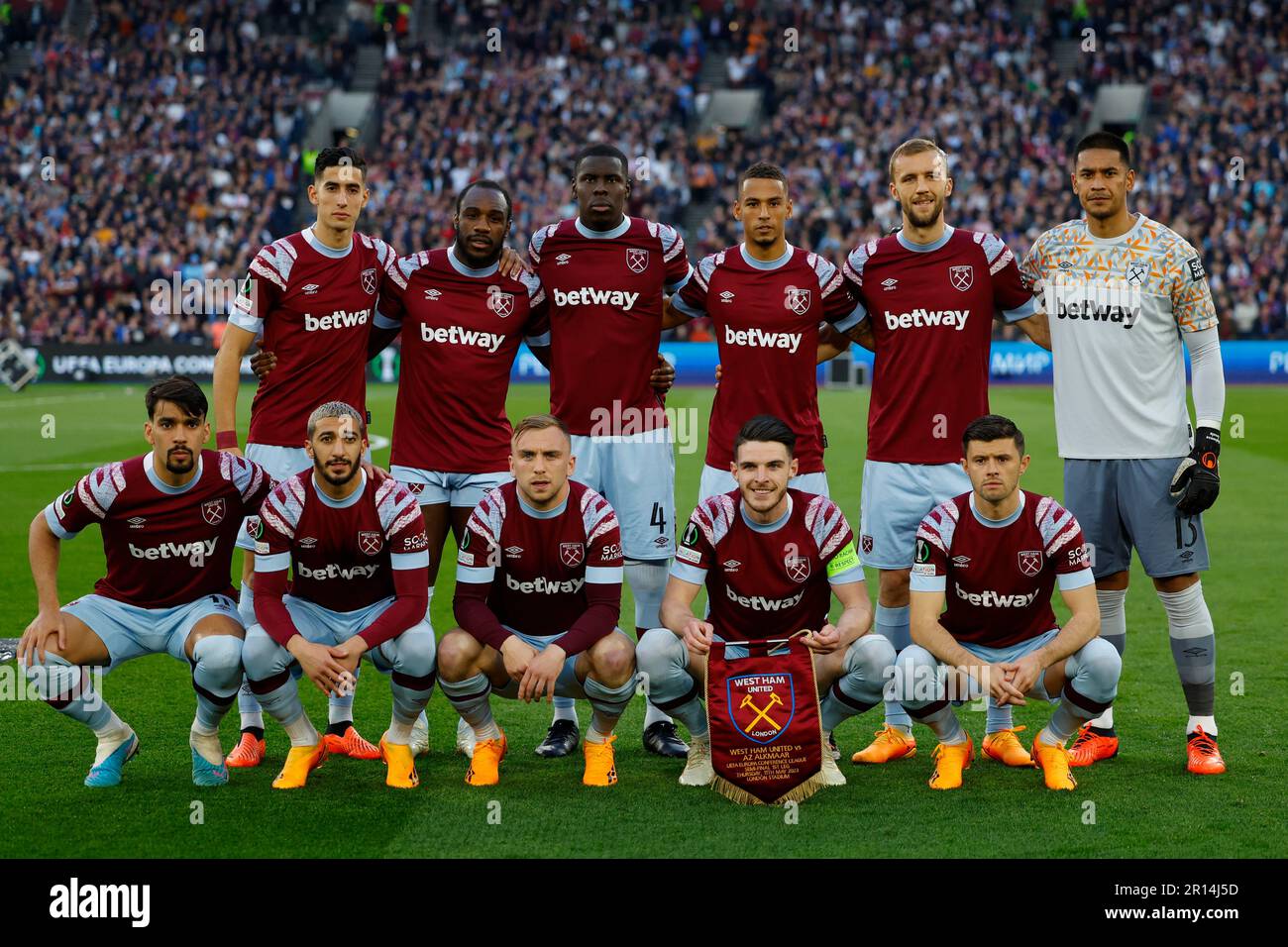 West Ham United confirm Premier League squad