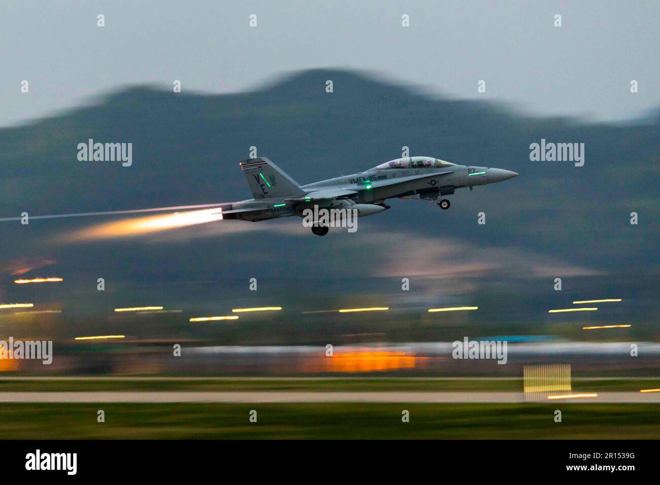 Gwangju, Gwangju, South Korea. 19th Apr, 2023. A U.S. Marine Corps F/A-18D Hornet aircraft with Marine Fighter Attack Squadron 115, Marine Aircraft Group 12 takes off from Gwangju Air Base, Republic of Korea, during the Fiscal Year 2023 Korea Flying Training, April 19, 2023. KFT 23 is a combined training event focused on tactical execution of combat missions and is part of the ROK-U.S. alliance's routine, annual training program. Credit: Tyler Harmon/U.S. Marines/ZUMA Press Wire Service/ZUMAPRESS.com/Alamy Live News Stock Photo