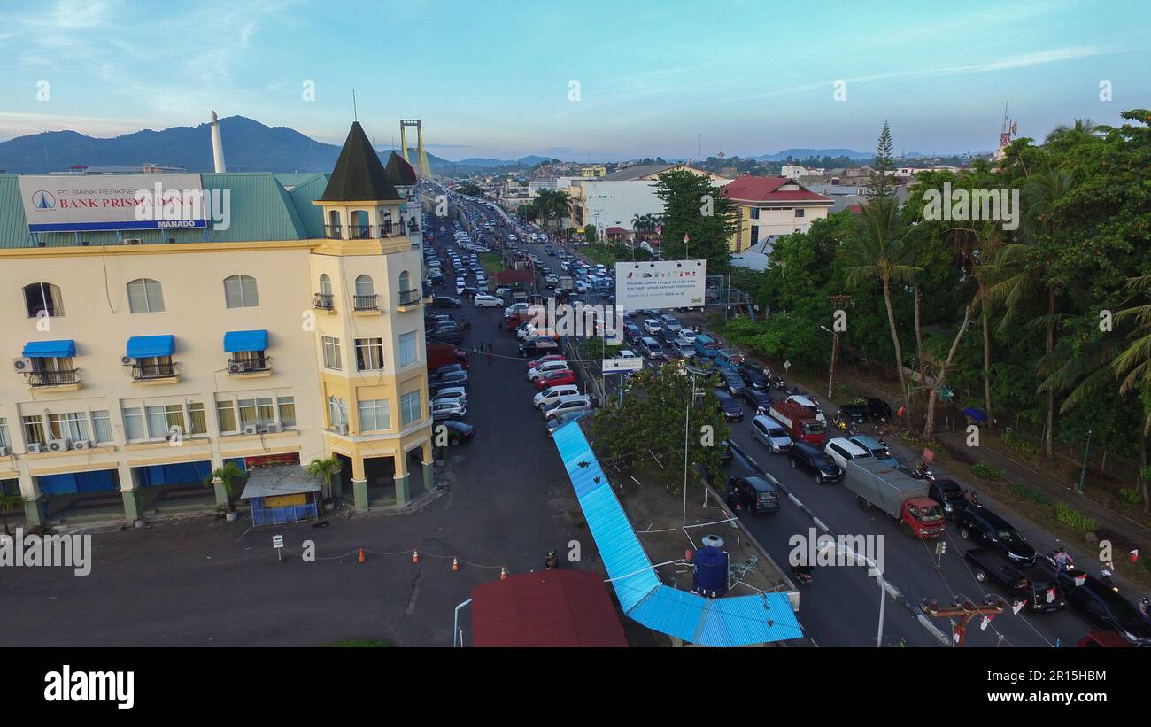 Aerial photo of one point in the city of Manado in Indonesia, which is full of vehicles and traffic. Stock Photo