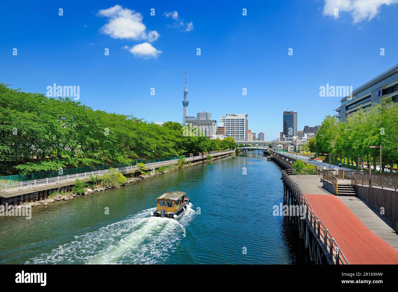 Yokojikkengawa river and Tokyo sky tree Stock Photo - Alamy