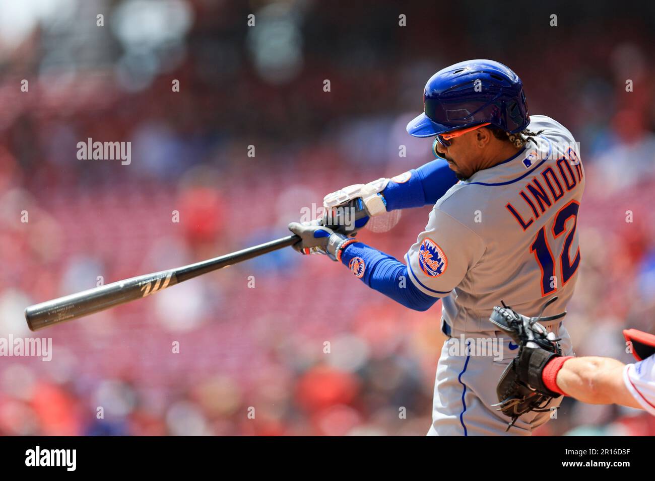 New York Mets' Francisco Lindor bats during a baseball game