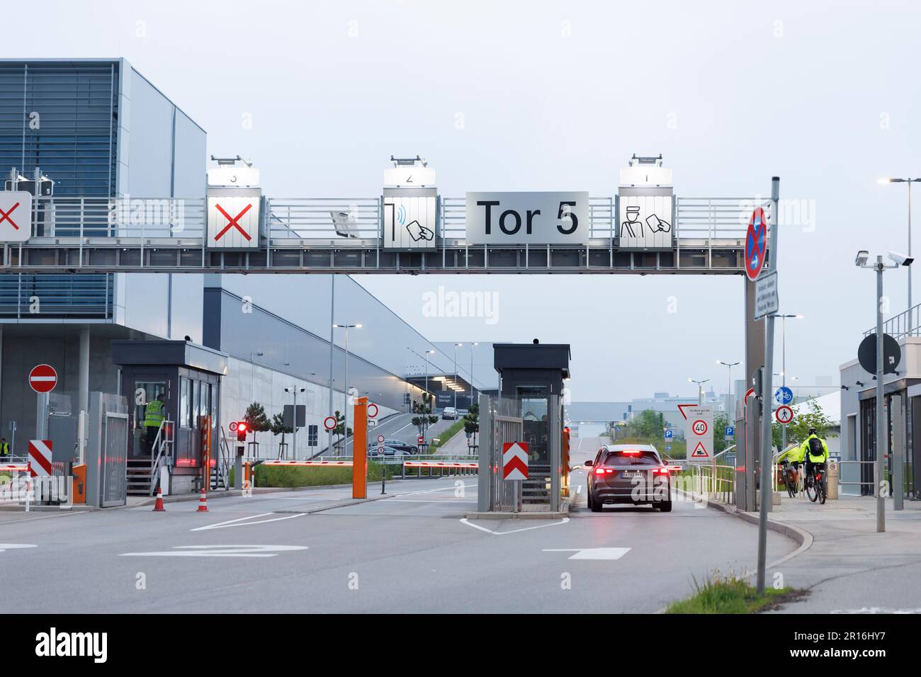 Sindelfingen, Germany. 12th May, 2023. Gate 5 and Mercedes Factory 56, where the crime took place. After shooting at the factory premises of Mercedes-Benz with two dead, there is still not working with full staff. Credit: Julian Rettig/dpa/Alamy Live News Stock Photo