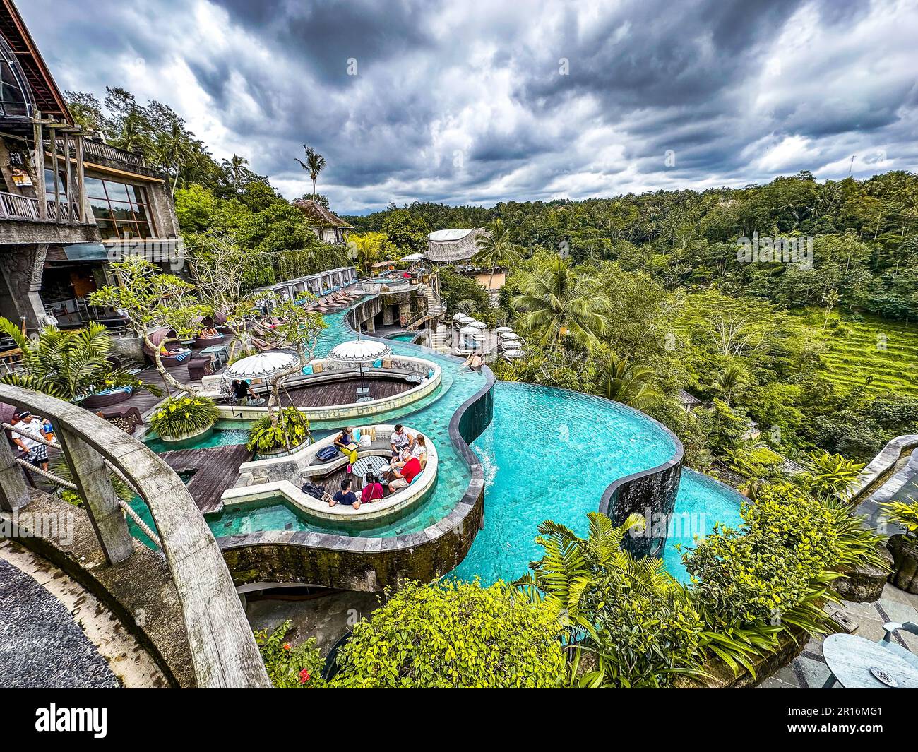 Jungle pool and bar overlooking rice terraces in Ubud, Bali, Indonesia ...